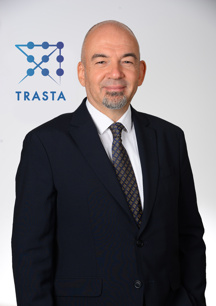 ÖZGÜN ÇINAR