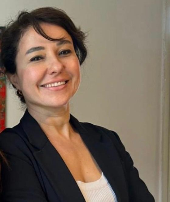Almıla Albayraktaroğlu